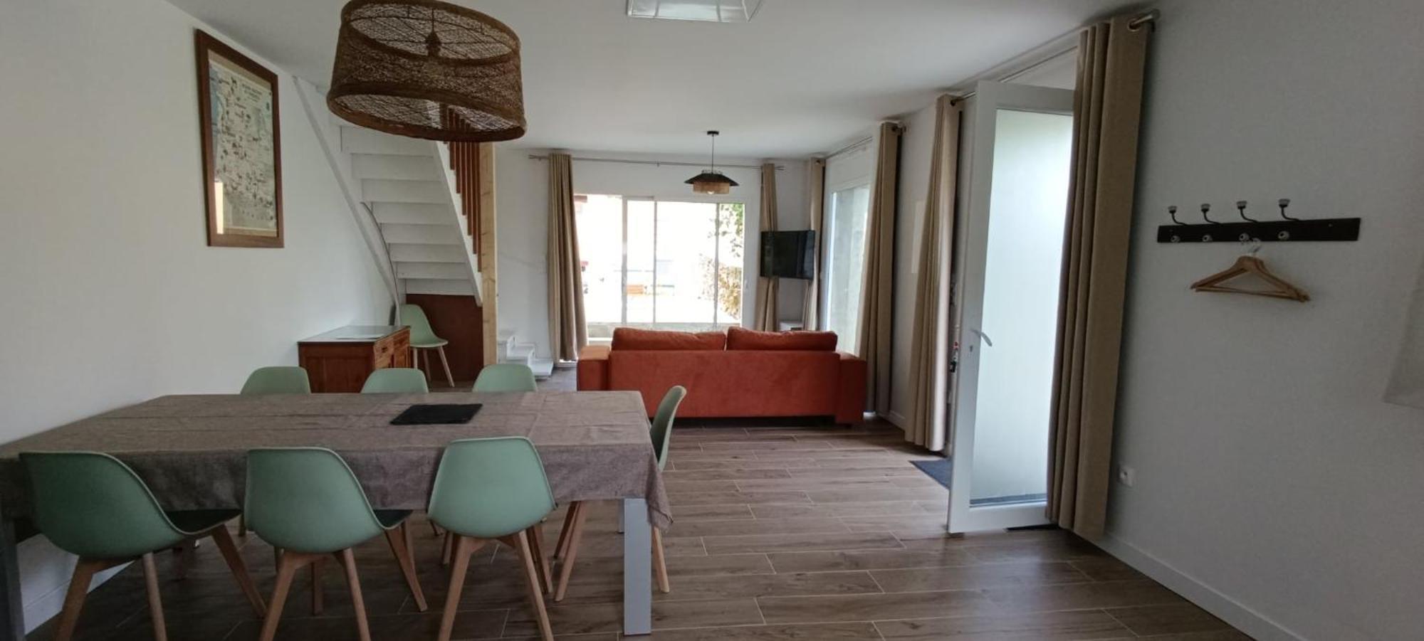 Maison Irondas Saint-Pierre-d'Aurillac Exterior foto