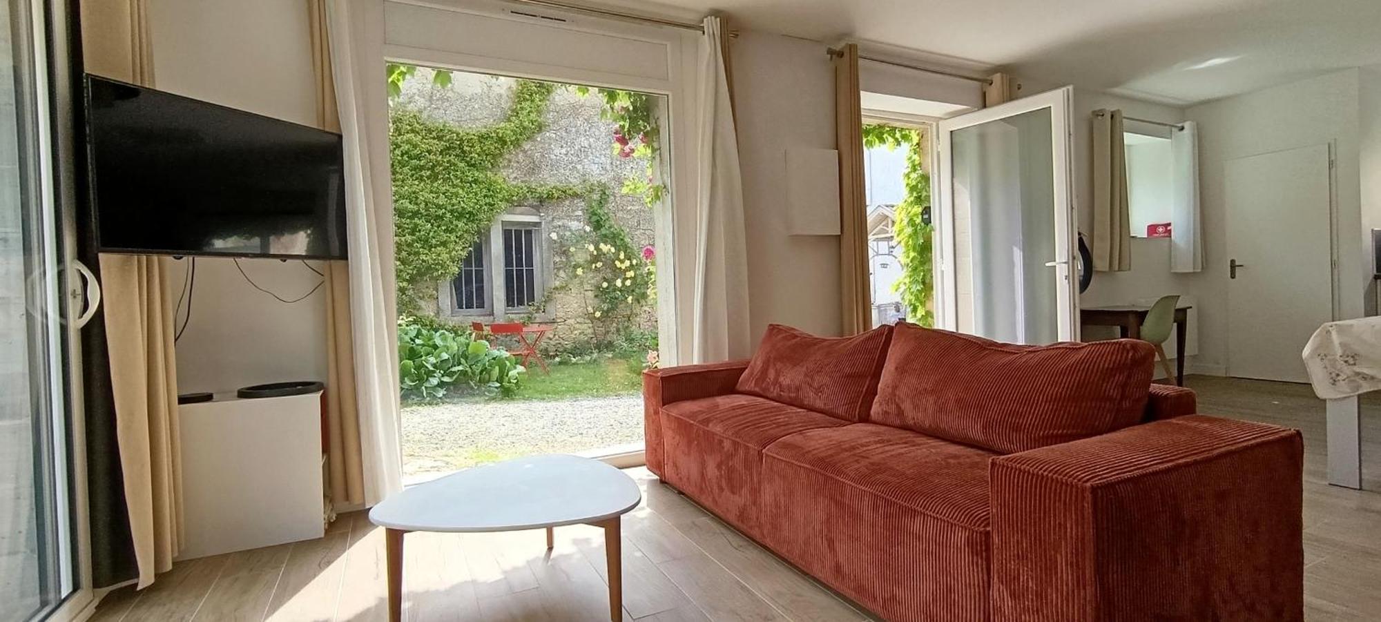 Maison Irondas Saint-Pierre-d'Aurillac Exterior foto